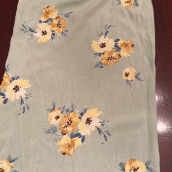 Lived To Be Spoiled Floral Pants. Size S. Excellent Condition - Picture 9 of 11